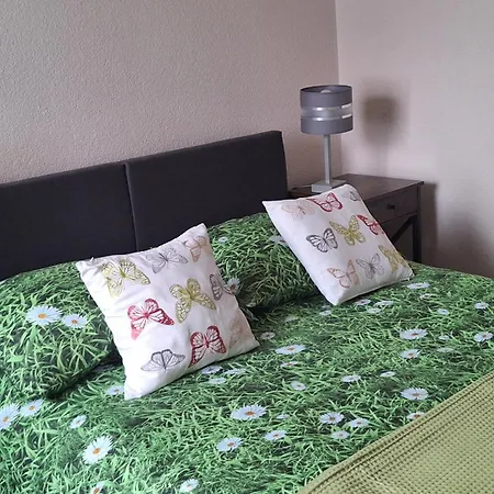 ホームステイ Kamieniczka Elm - Centrum, 100m Od Morza Jastrzębia Góra