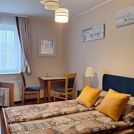 Homestay szállás Kamieniczka Elm - Centrum, 100m Od Morza Jastrzębia Góra