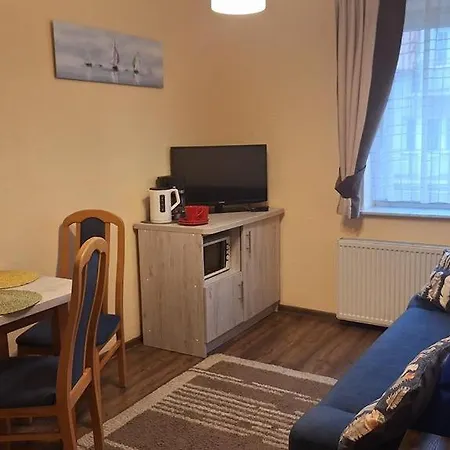 Habitación en casa particular Kamieniczka Elm - Centrum, 100m Od Morza