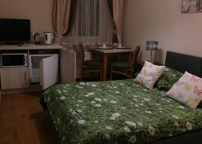 Kamieniczka Elm - Centrum, 100m Od Morza בית אירוח Jastrzębia Góra